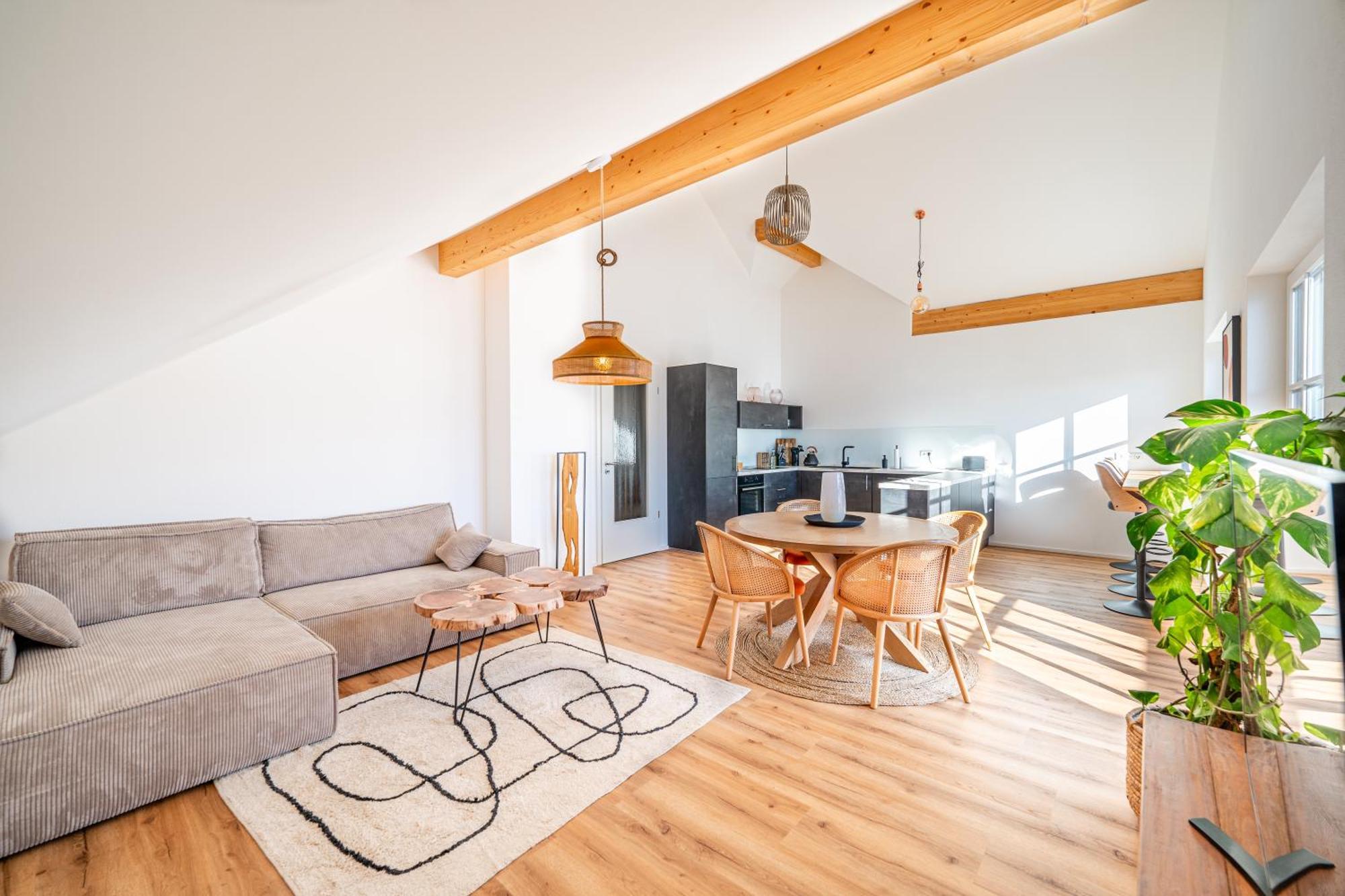 Liboria I Traumhafte Ferienwohnung In Aidling Am Riegsee Mit Atemberaubendem Blick Auf Die Majestaetische Zugspitze! エクステリア 写真